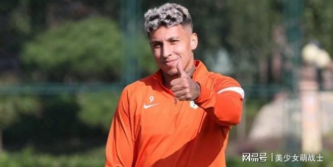 关于窗口期欧超杯传出新动向，休斯敦火箭伤情更新，管理层表态——悬念犹存，更衣室氛围转暖的信息