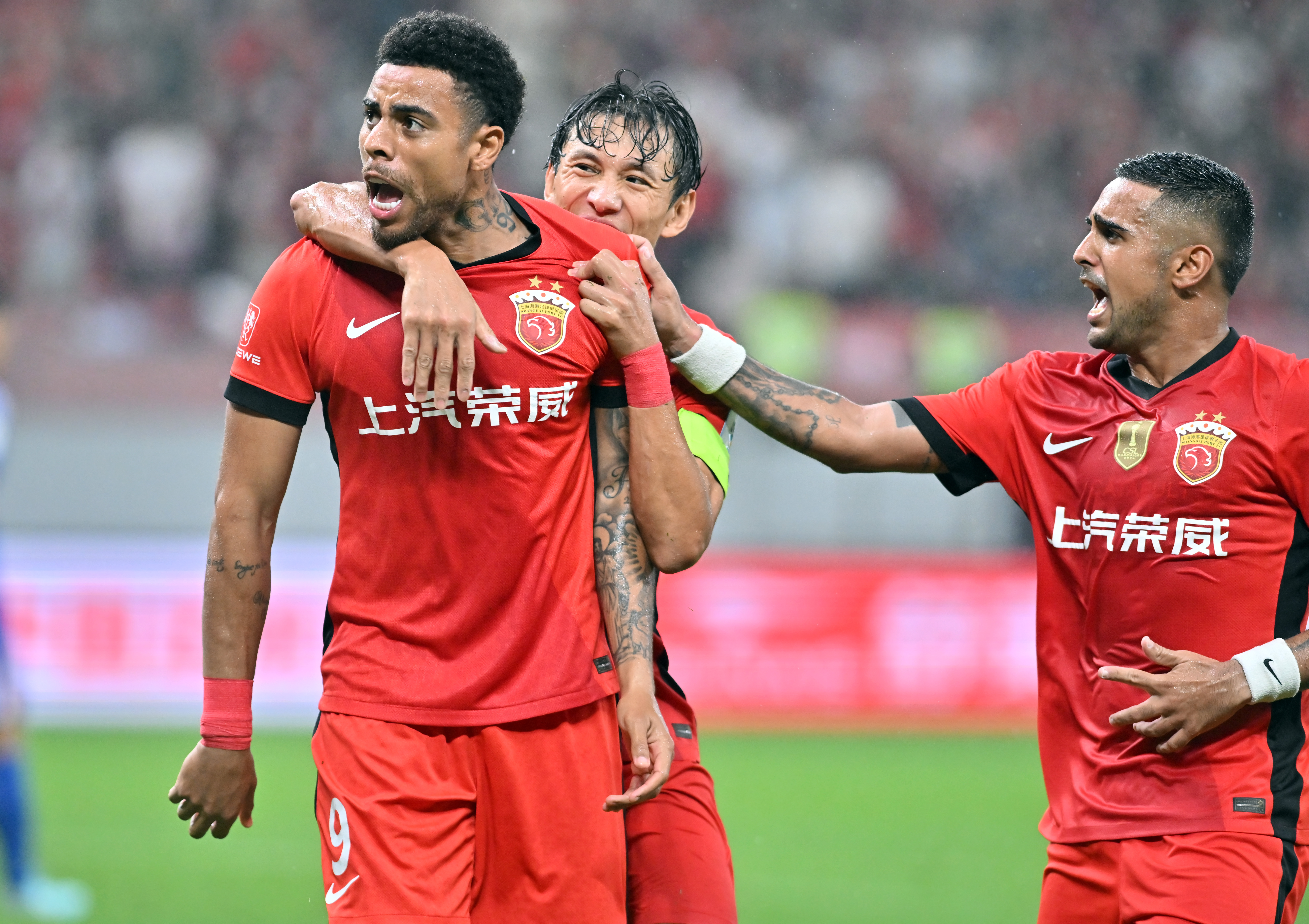 德甲倒计时,上海海港今晨战术微调,细节引发关注,更衣室稳定,球探报告显示潜力(上海海港今晚比赛直播视频) 德甲倒计时,上海海港今晨战术微调,细节引发关注,更衣室稳定,球探报告显示潜力(上海海港今晚比赛直播视频)