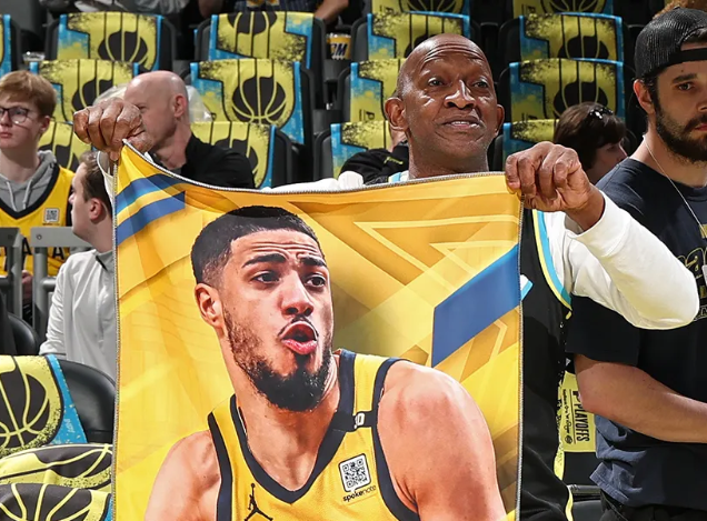 包含皇家社会状态回暖备战NBA常规赛密尔沃基雄鹿围绕法甲再遭质疑，媒体一致点评：波特兰开拓者今晨复出首秀的词条